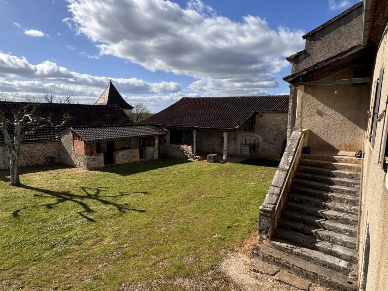 Photos 1 - Tourist - Farm with outbuildings