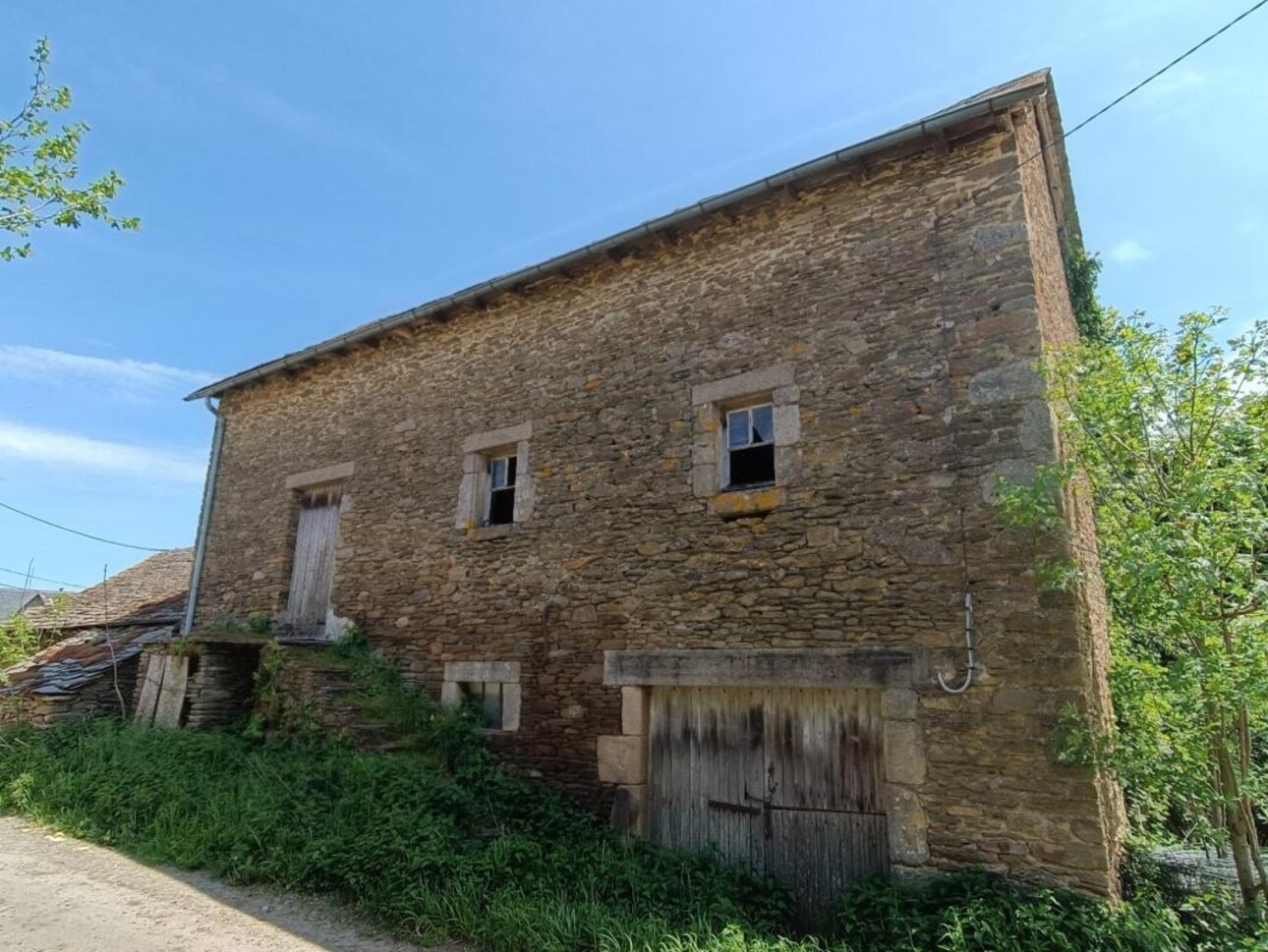 Photos 10 - Tourist - Farm with outbuildings