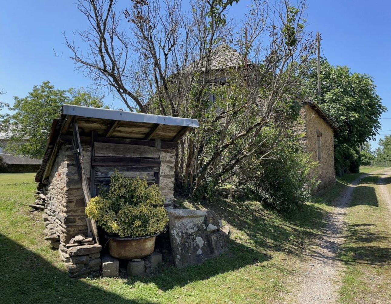 Photos 6 - Tourist - Farm with outbuildings