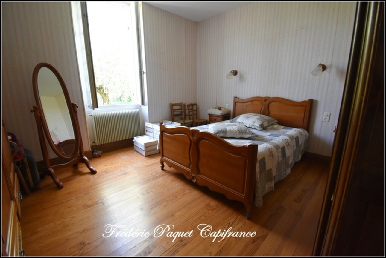 Photos 12 - Tourist - Dpt Charente Maritime (17), à vendre PONS ensemble immobilier 2 maisons, une de 197,32 m² habitable et une à terminer de 391 m² avec dépendances et terrain de 10 974,00 m²