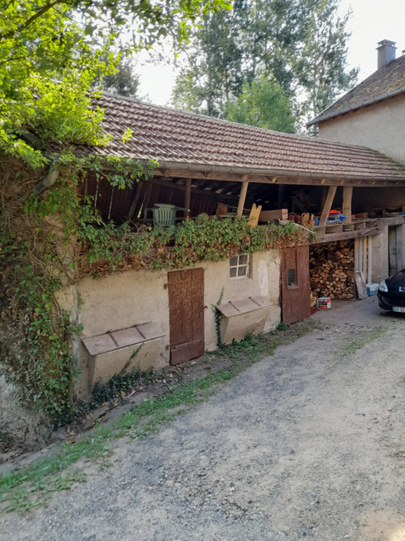 Photos 24 - Touristique - Ferme rénovée, sur 50 ares avec rivière