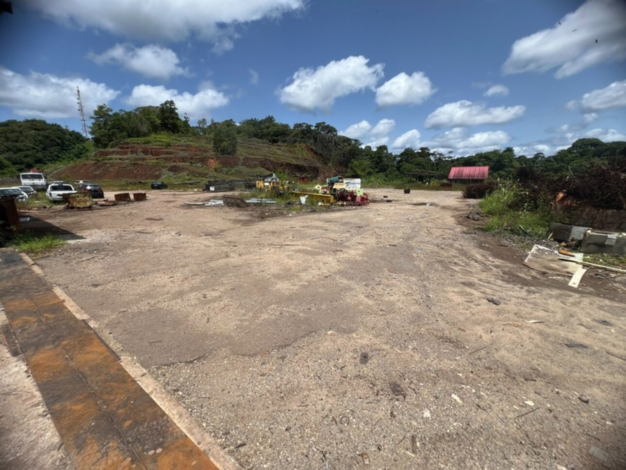 Photos 3 - Foncière - Très belle parcelle constr à Kourou ZI Pariacabo