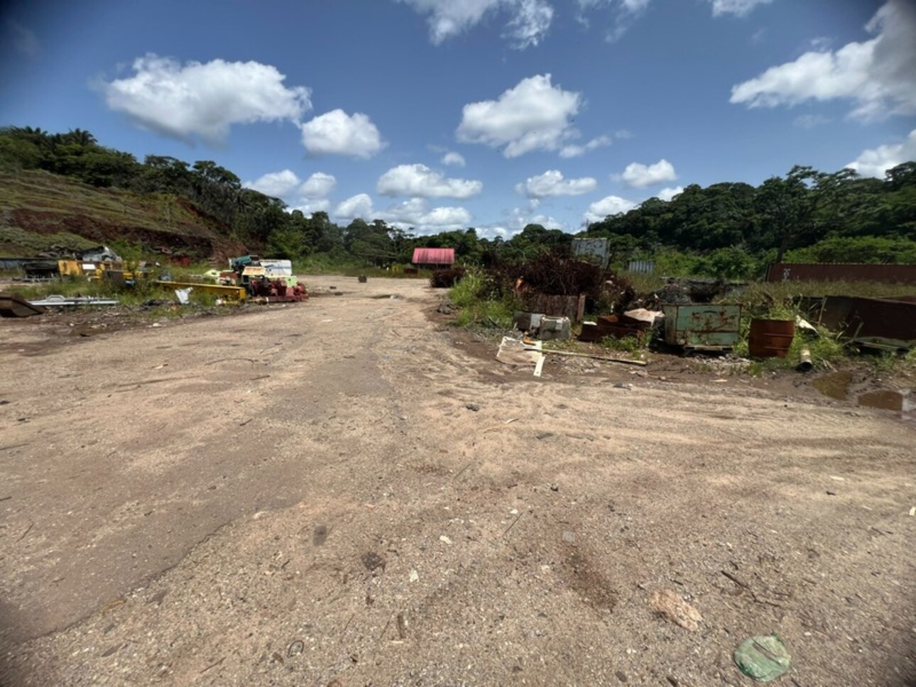 Photos 6 - Foncière - Très belle parcelle constr à Kourou ZI Pariacabo