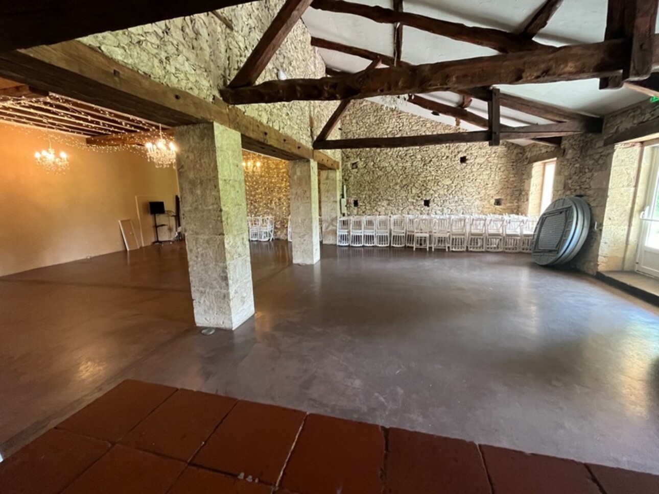 Photos 8 - Équestre - Dpt Gers (32), à vendre VIC FEZENSAC proche: ELEGANTE PROPRIETE GASCONNE sans travaux piscine 5HA,- gîtes- chambres d'hôtes - évènementiels