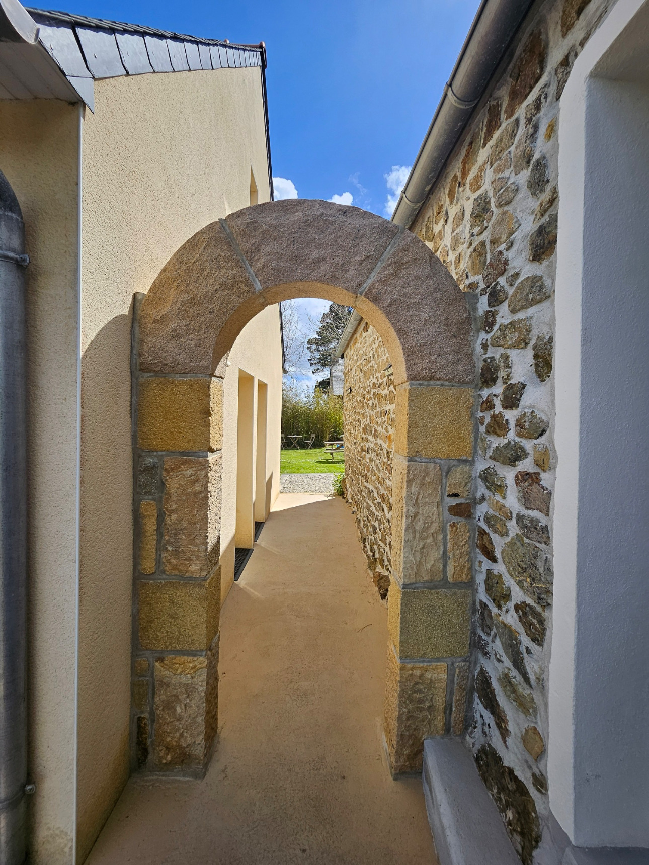 Photos 17 - Tourist - Hamlet comprising a dwelling house, six guest rooms and its dining room/kitchen, a gîte for four people and a meadow