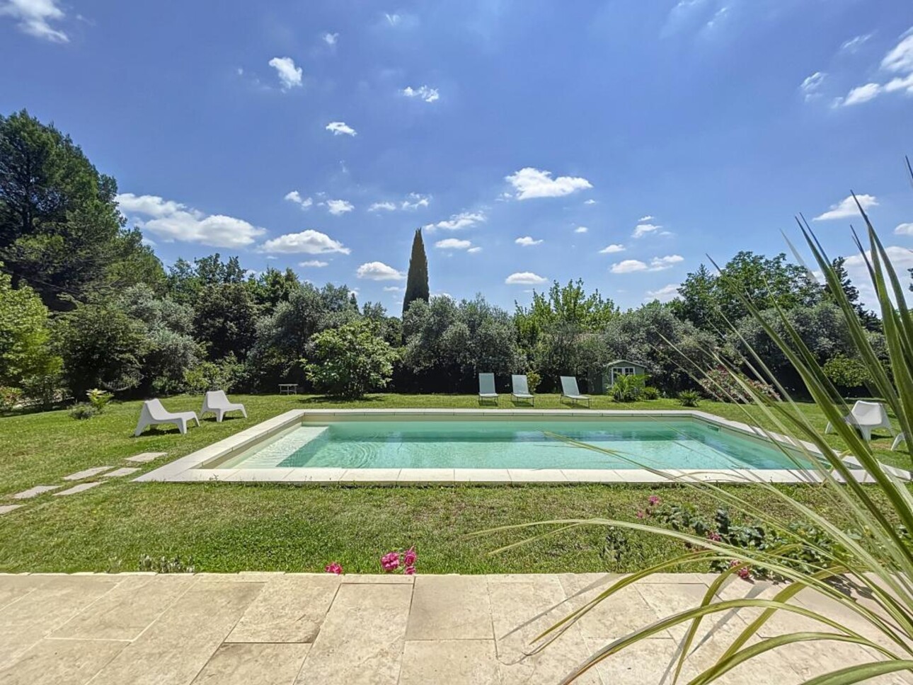 Photos 4 - Prestige - A Pernes, une villa en colline avec piscine