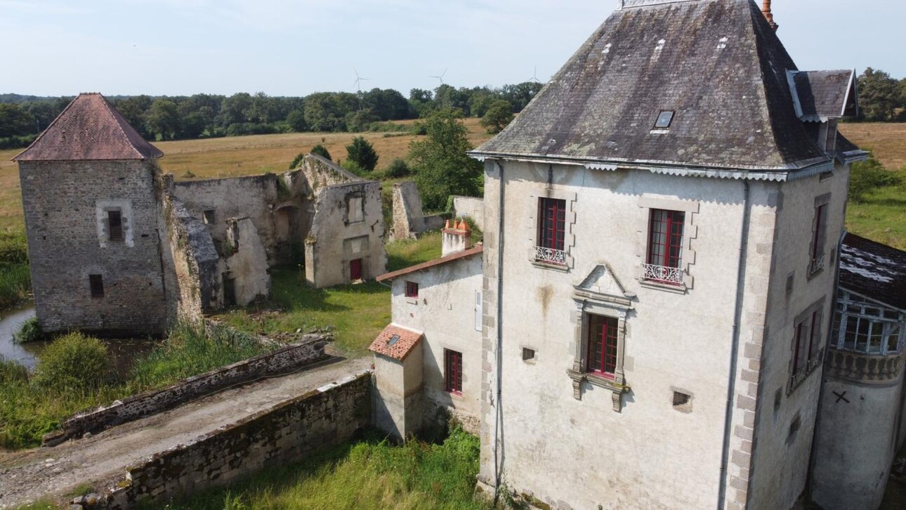 Photos 2 - Prestige - Château du Moyen Age