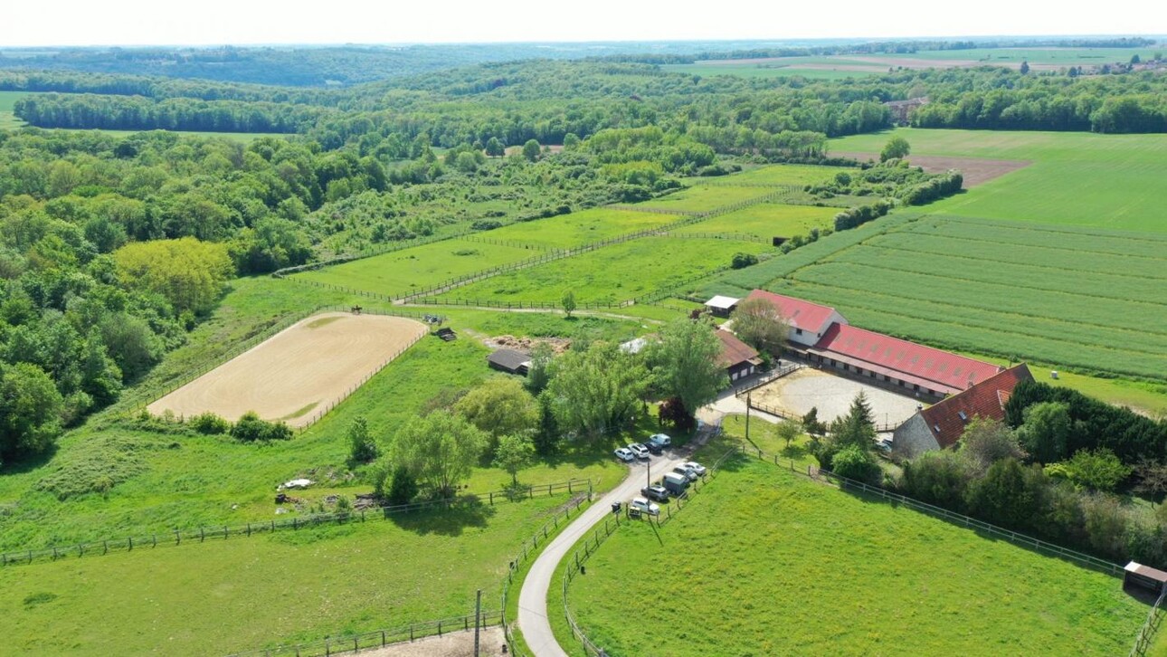 Photos 2 - Equestrian - Ecurie de propriétaires avec logements sur 15 ha