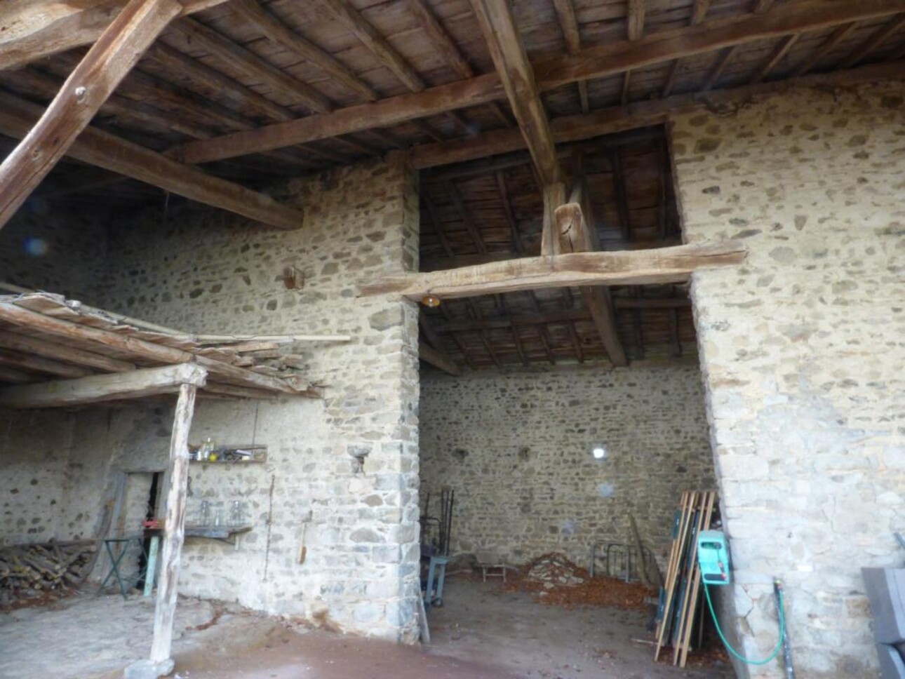 Photos 17 - Equestrian - Ecurie de propriétaire et gite sur 16,5 Ha- Entre Tarare et Roa