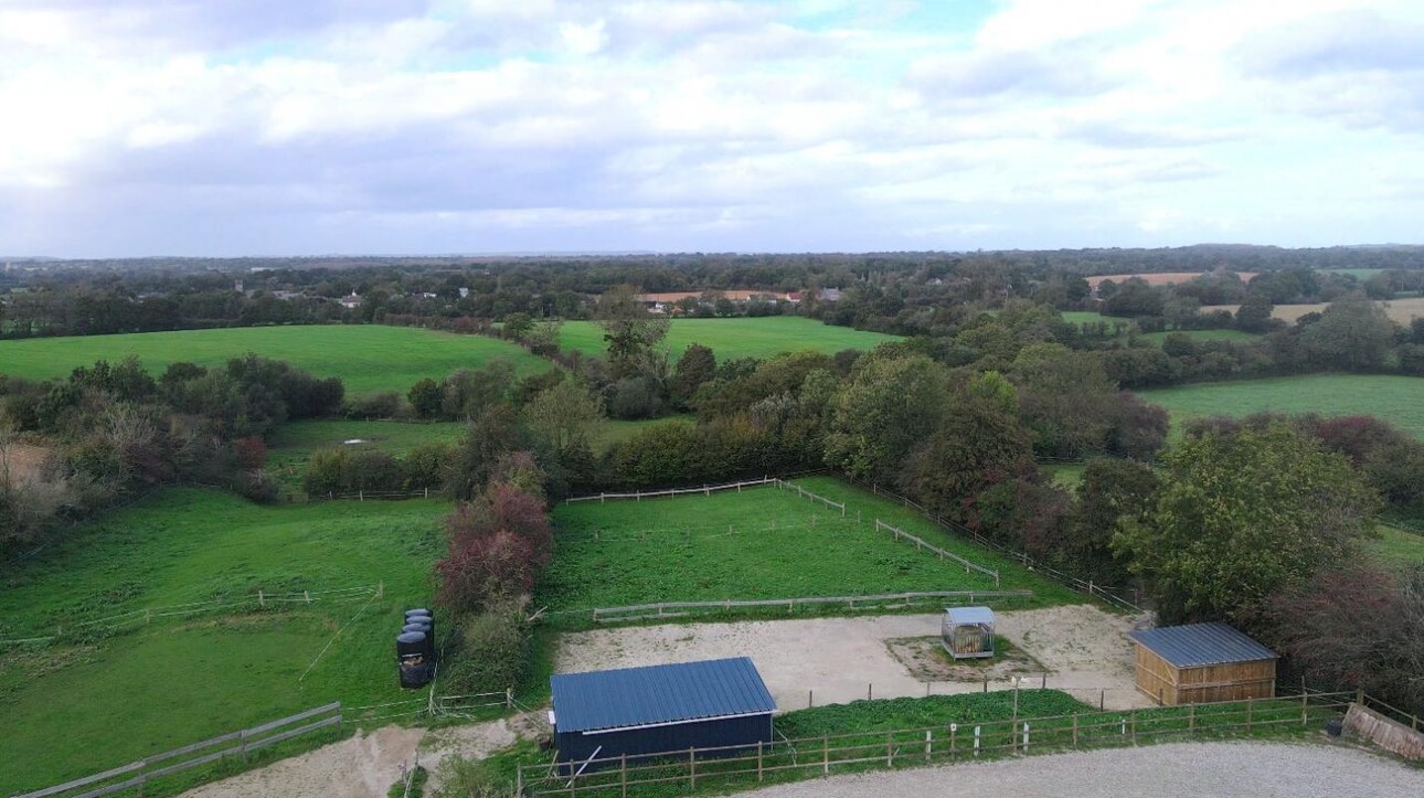 Photos 6 - Equestrian - CENTRE ÉQUESTRE ET GÎTES, CLÉS EN MAIN, SUR 8,56 HA - SECTEUR