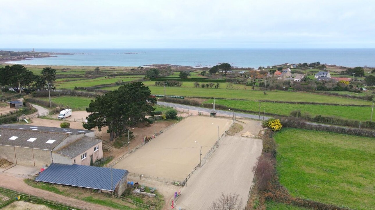 Photos 3 - Équestre - PONEY-CLUB DE BORD DE MER, SUR 5,6 HA - SECTEUR NORD MANCHE