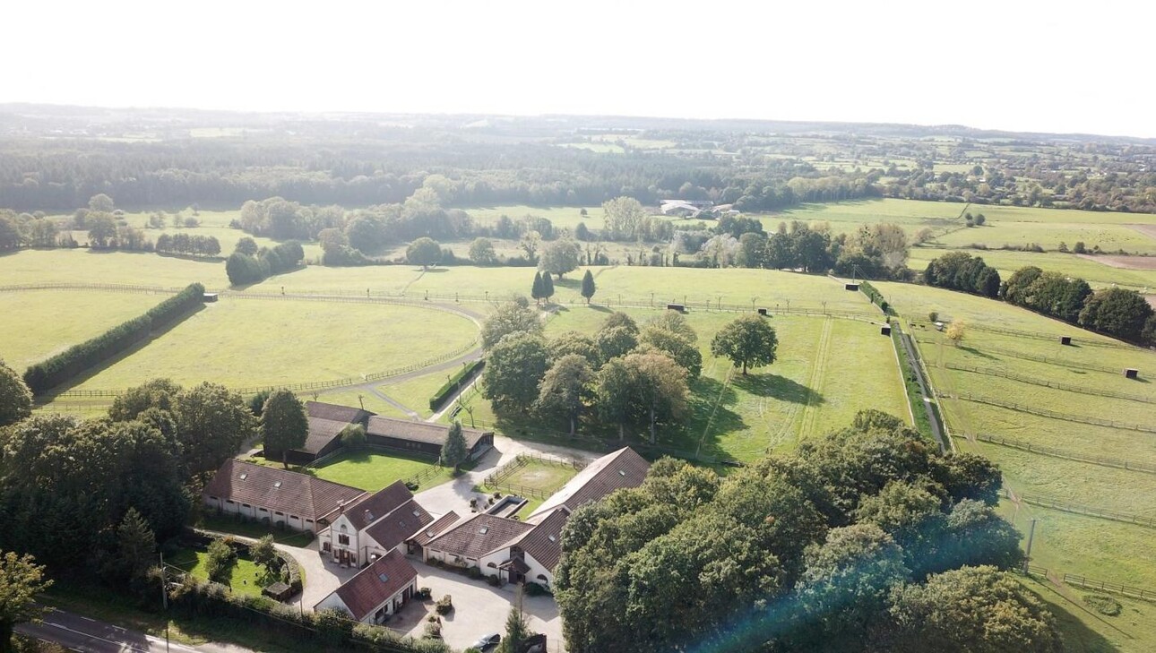 Photos 2 - Equestrian - Haras de sport sur 23 ha entre Rouen et Beauvais