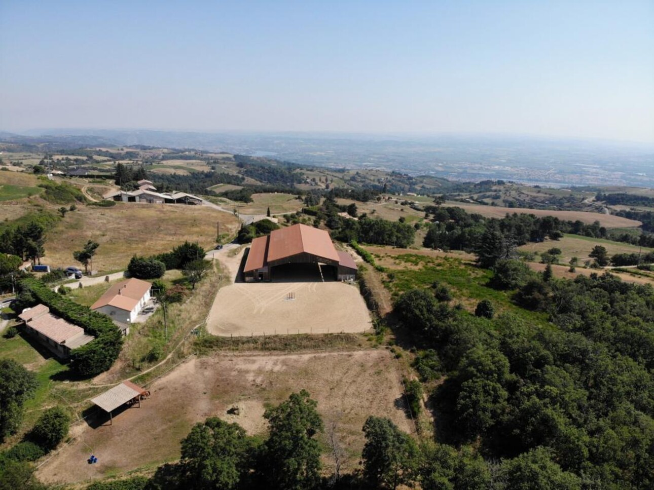 Photos 3 - Equestrian - Ecurie de propriétaire et Centre équestre sur 25 ha - A 20 min