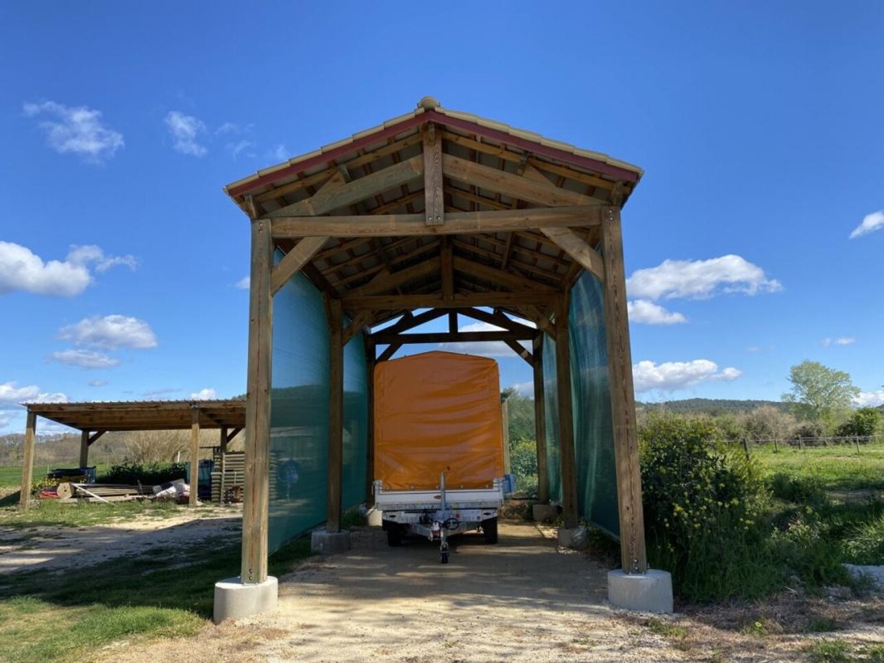 Photos 16 - Equestrian - Écurie moderne en plein coeur de la Provence (30)