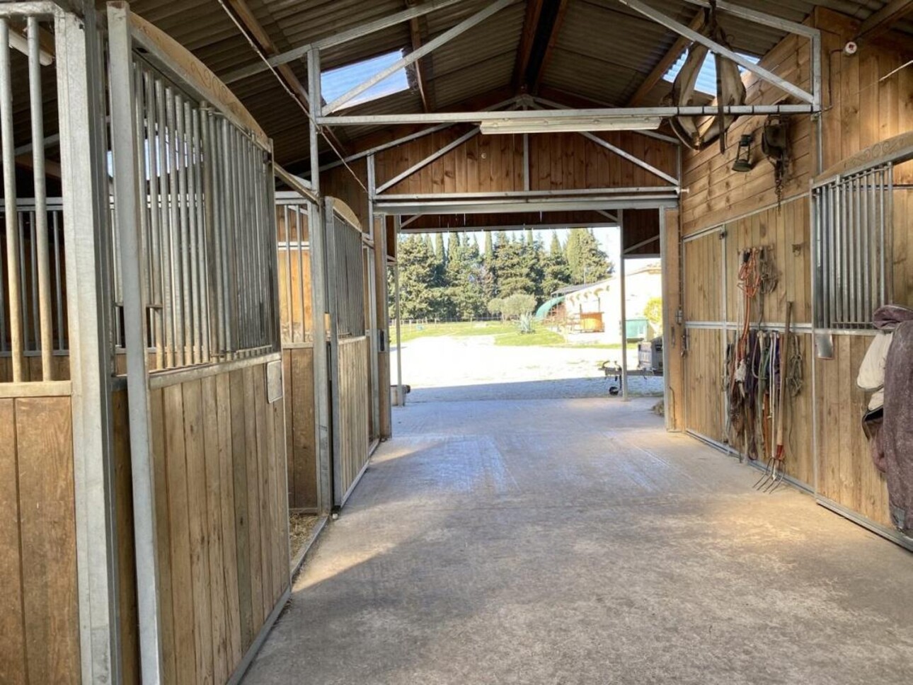 Photos 6 - Equestrian - Propriété équestre sur 13 578 m² aux portes de Nîmes (30)