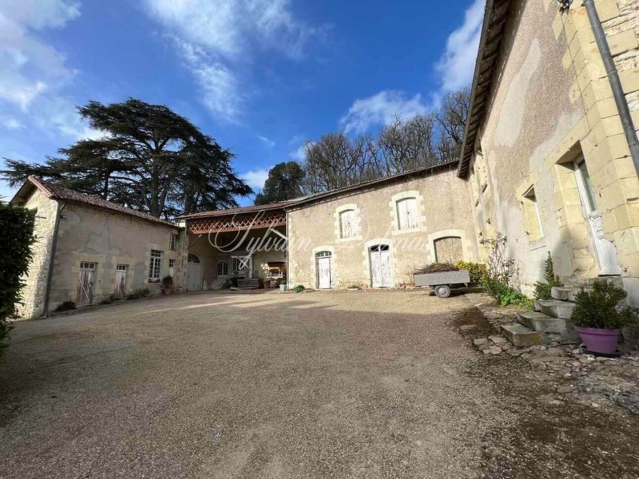 Photos 14 - Equestrian - Château du XIX° restauré sur un domaine de 25 hectares