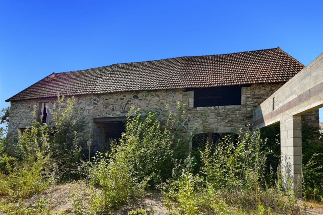 Photos 14 - Tourist - AUXY, barn to renovate, not overlooked on 763 m2 of land