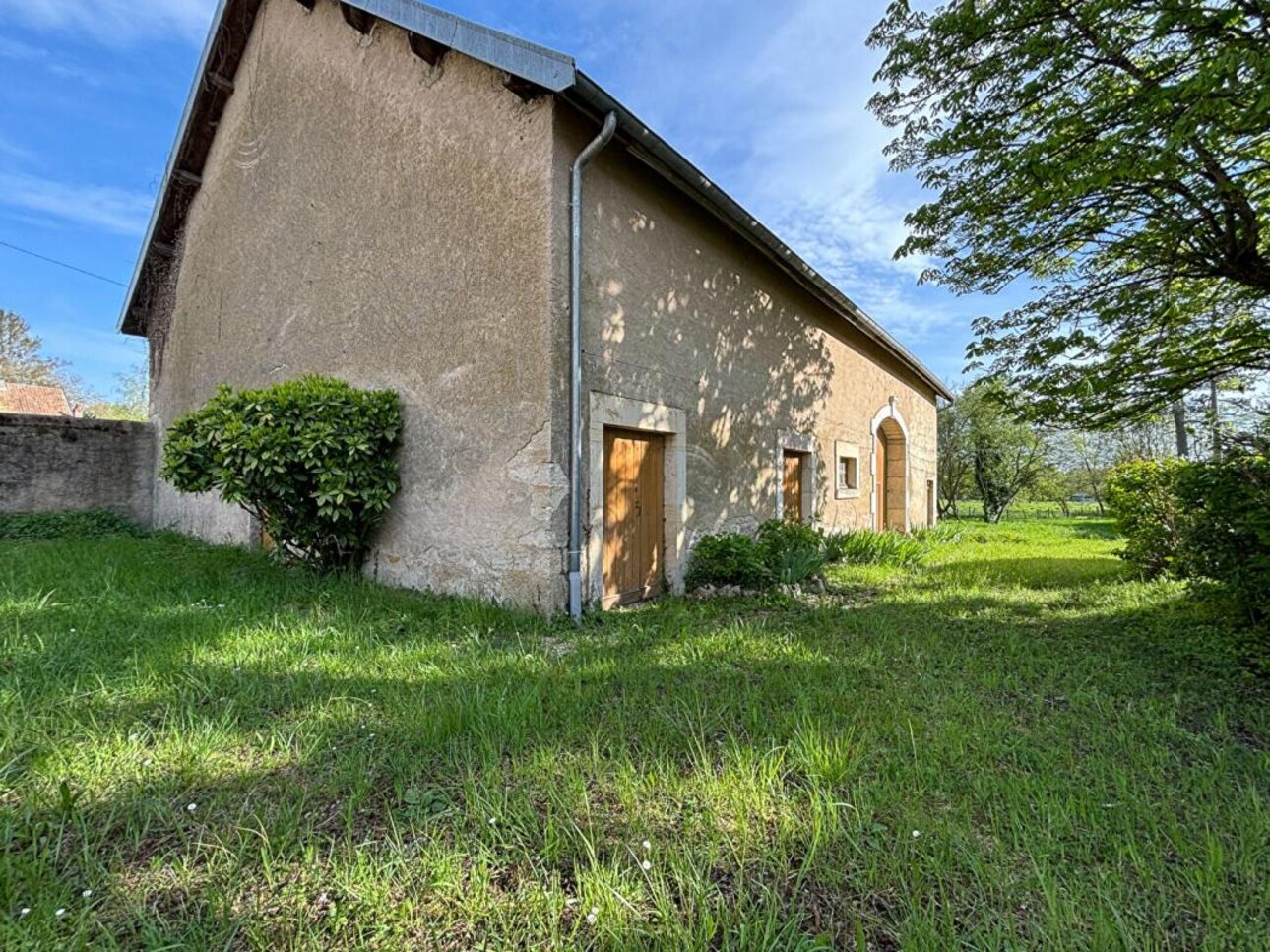 Photos 6 - Equestrian - Maison de maître à restaurer proche de Dole