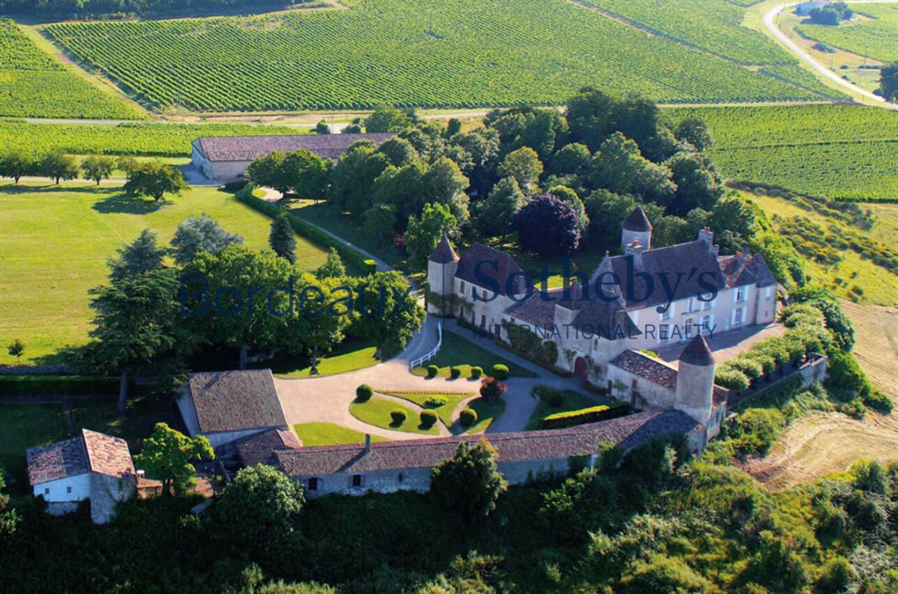 Photos 1 - Prestigious - SAINT EMILION - MAGNIFICENT HISTORIC ESTATE - CHÂTEAU, OUTBUILDINGS - 112 HECTARES