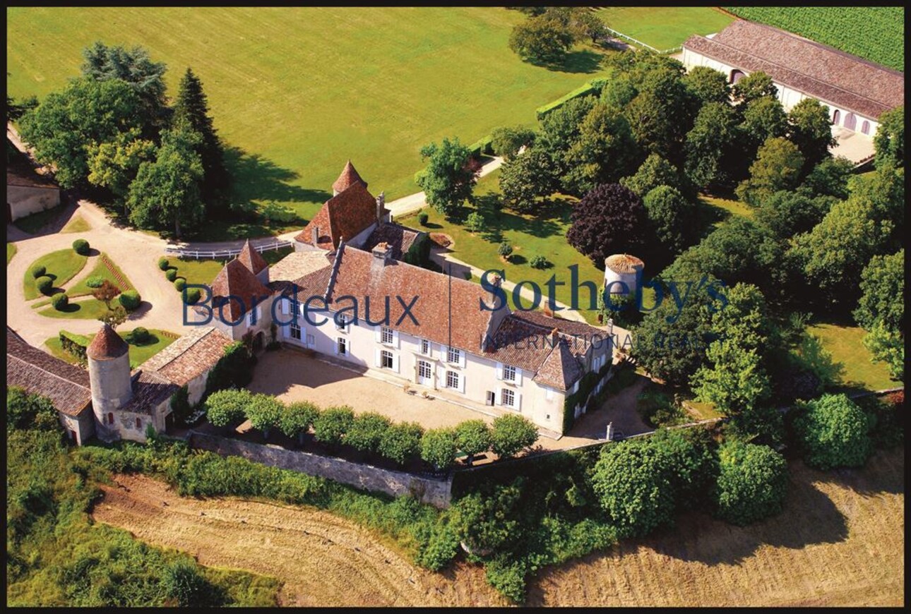 Photos 10 - Prestige - SAINT ÉMILION - MAGNIFIQUE DOMAINE HISTORIQUE – CHÂTEAU, DÉPENDANCES - 112 HECTARES