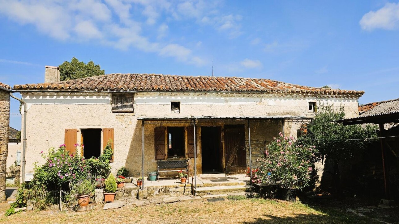 Photos 6 - Tourist - Farm with outbuildings