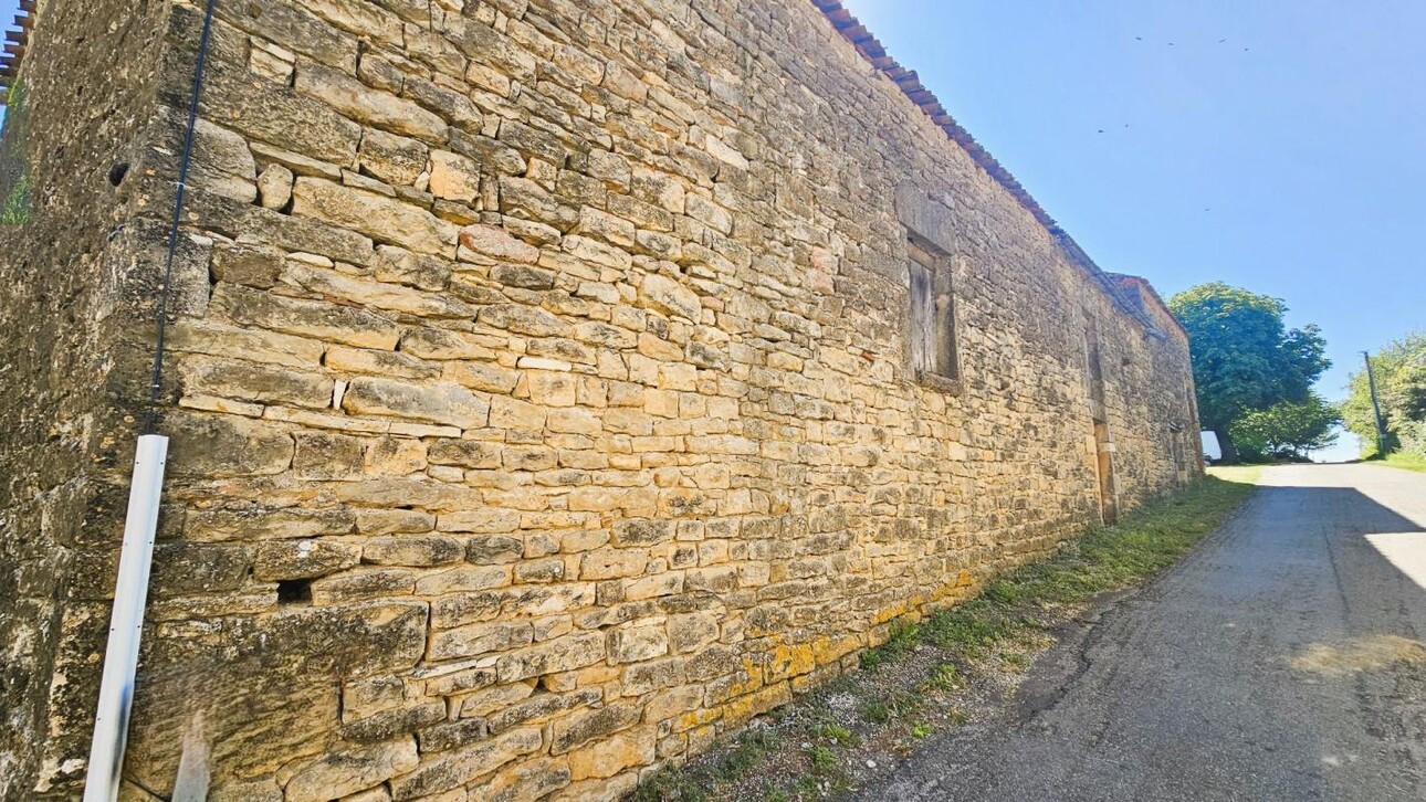 Photos 10 - Tourist - Farm with outbuildings