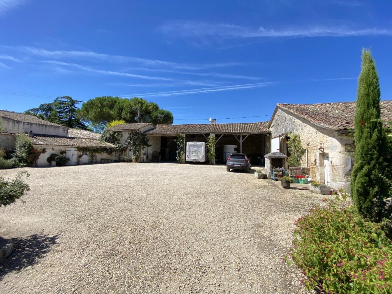 Photos 3 - Equestrian - Property