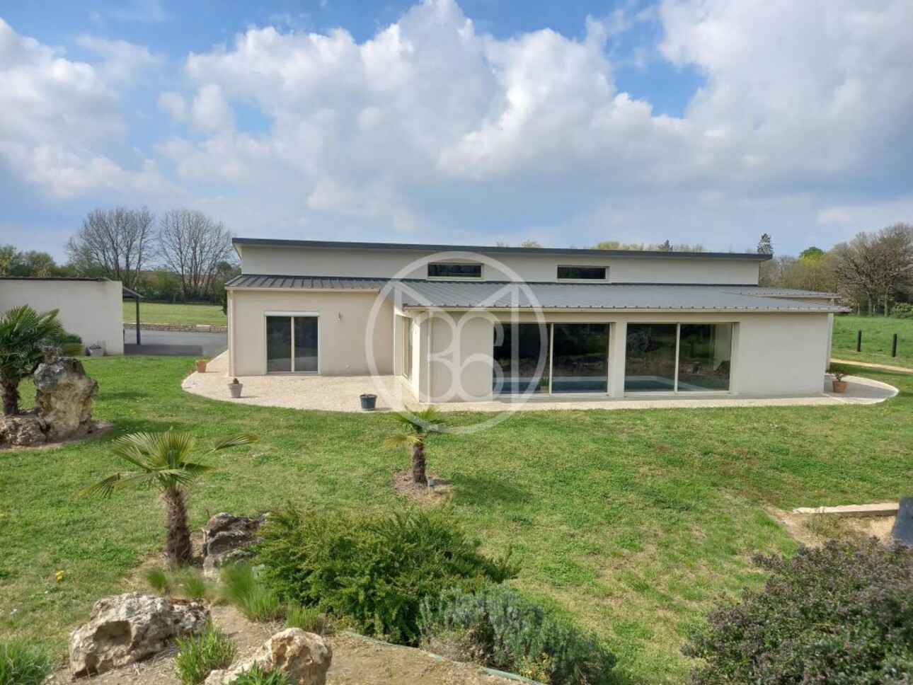 Photos 4 - Prestige - MAISON CONTEMPORAINE AVEC PISCINE INTERIEURE