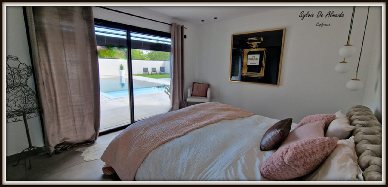 Photos 8 - Prestigious - Property Contemporary Architect House 240m² swimming pool for sale 8 rooms MACON (71)