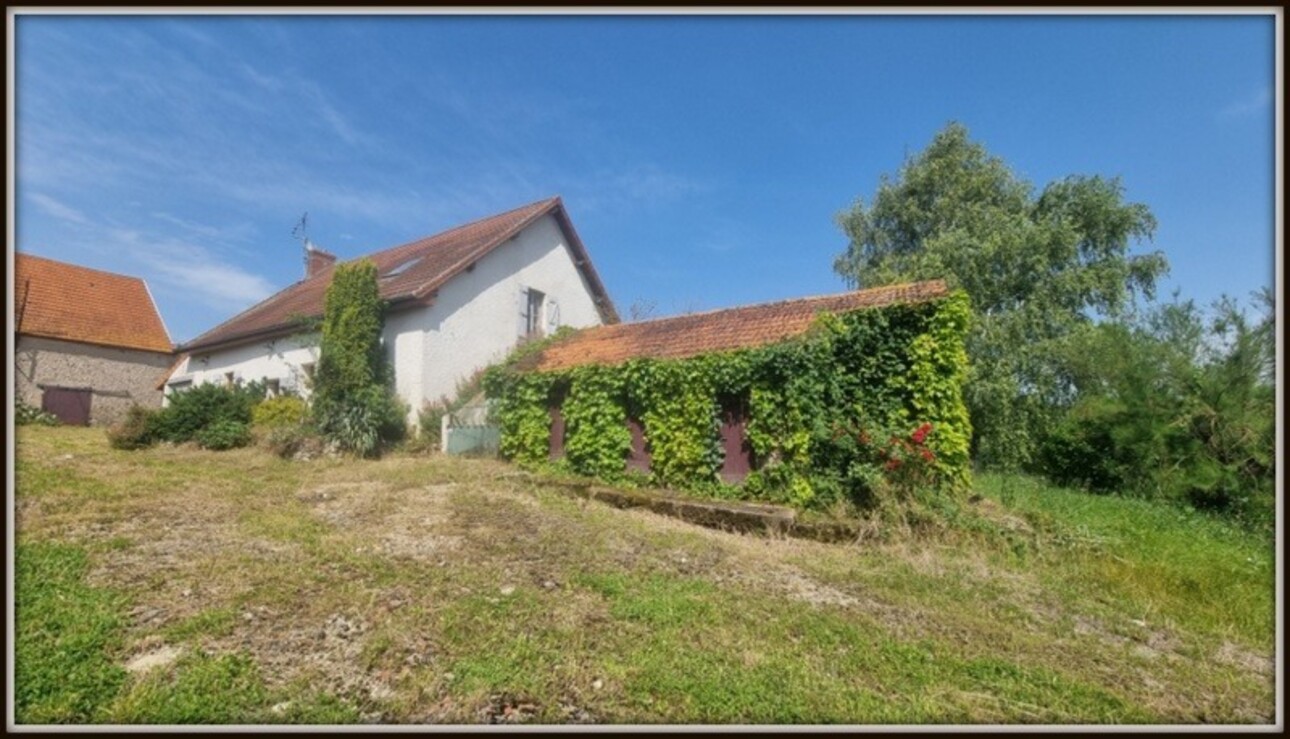 Photos 9 - Tourist - Dpt Allier (03), for sale near LAPALISSE property comprising two houses, outbuildings, and 18 hectar