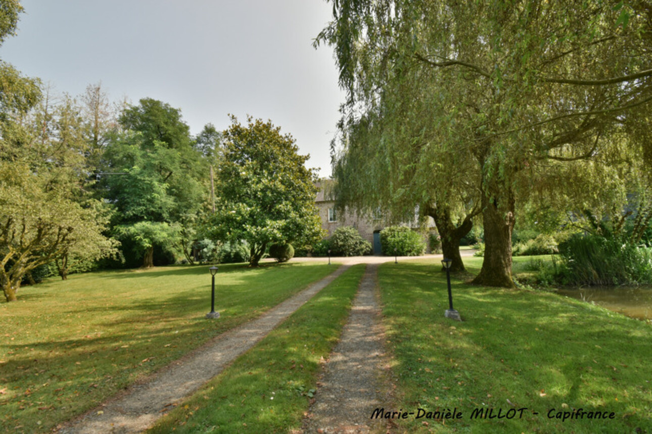 Photos 3 - Tourist - Propriété : MANOIR de 220 M² et Maison indépendante de 80 M² 12 pièces proche de LAVAL (53)