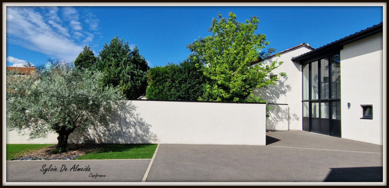 Photos 4 - Prestigious - Property Contemporary Architect House 240m² swimming pool for sale 8 rooms MACON (71)