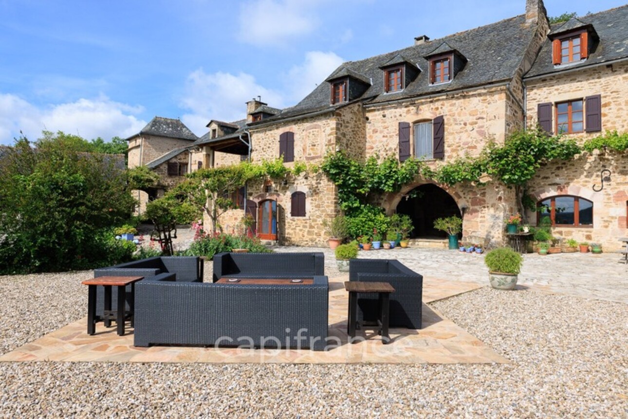 Photos 6 - Prestigious - Vast property with magnificent view of Najac, 15 bedrooms, swimming pool, tennis