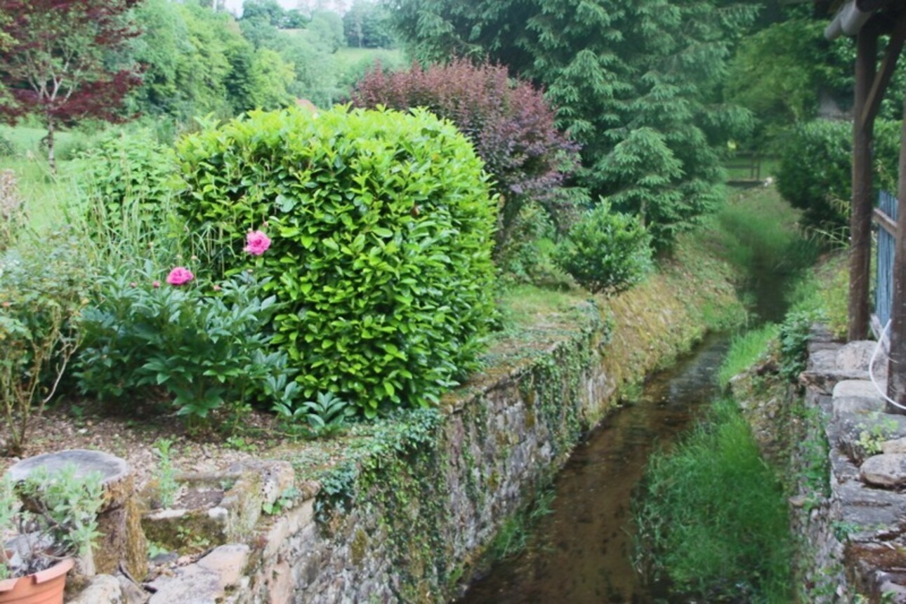 Photos 4 - Tourist - Dpt Corrèze (19), à vendre proche de BEAULIEU SUR DORDOGNE ancien moulin restauré P12 de 280 m² - Terrain de 9 025,00 m²