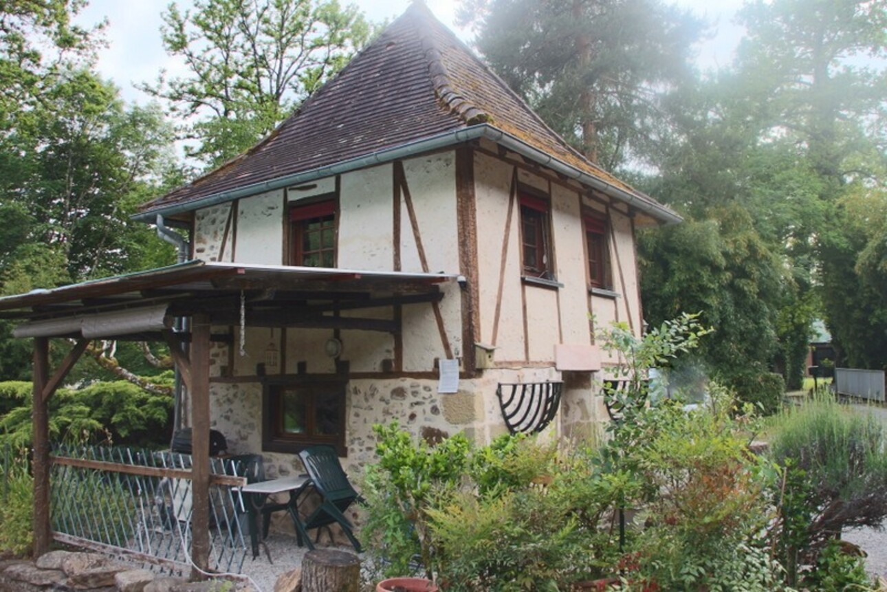 Photos 6 - Tourist - Dpt Corrèze (19), à vendre proche de BEAULIEU SUR DORDOGNE ancien moulin restauré P12 de 280 m² - Terrain de 9 025,00 m²