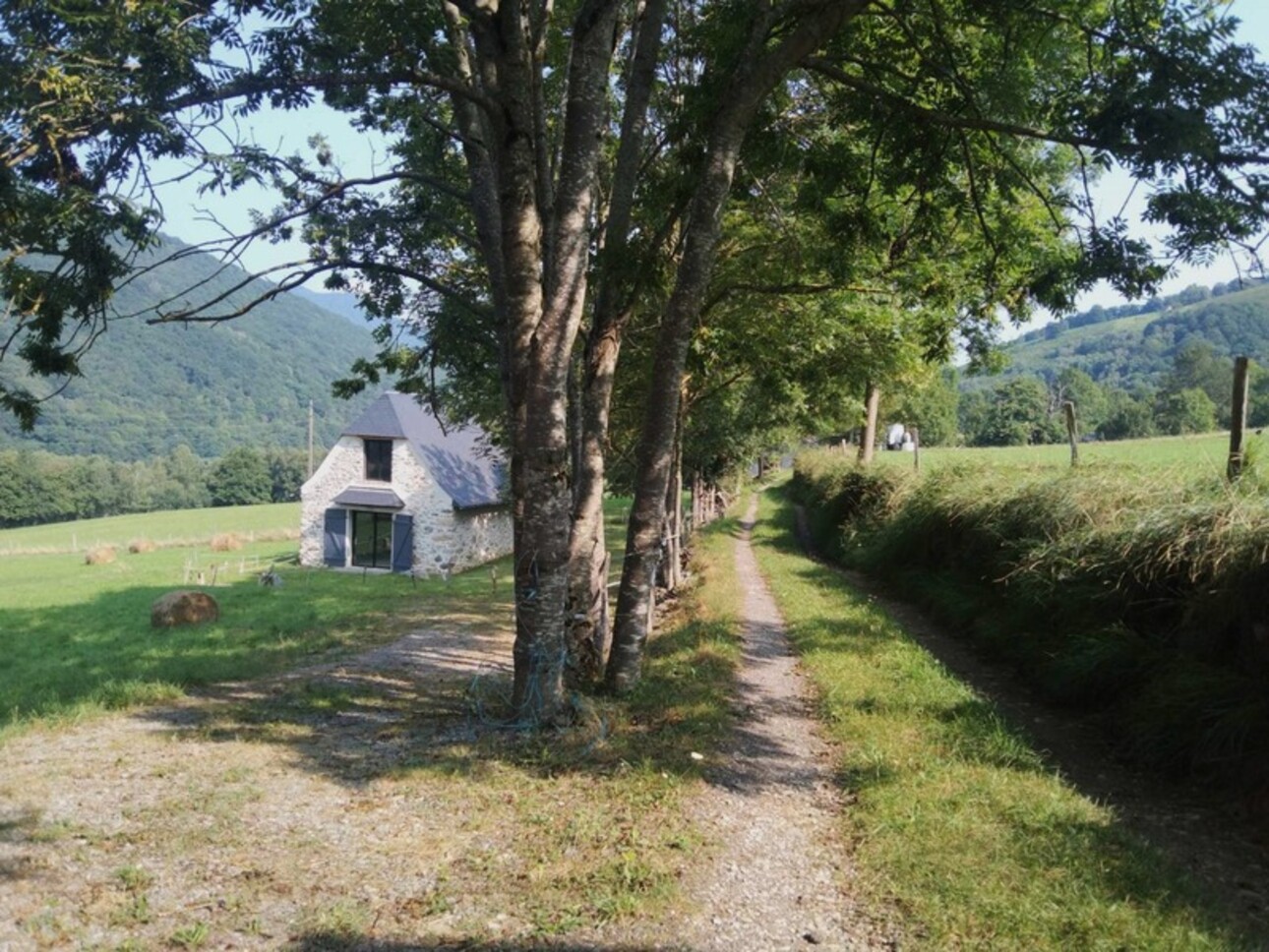 Photos 2 - Touristique - Grange Pyrénéenne de 104 m2