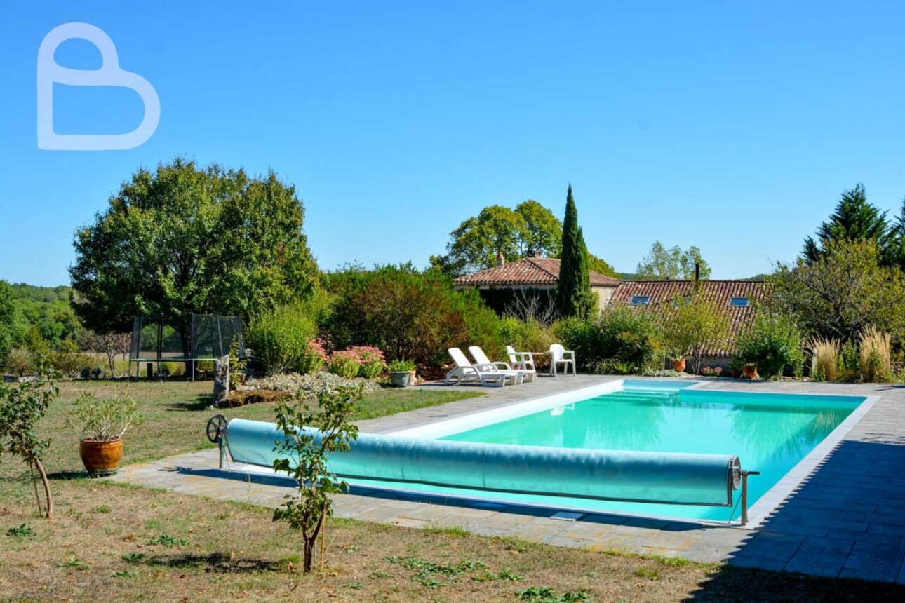 Photos 2 - Equestrian - Quercy farm with 7ha of meadows with pool and horse boxes