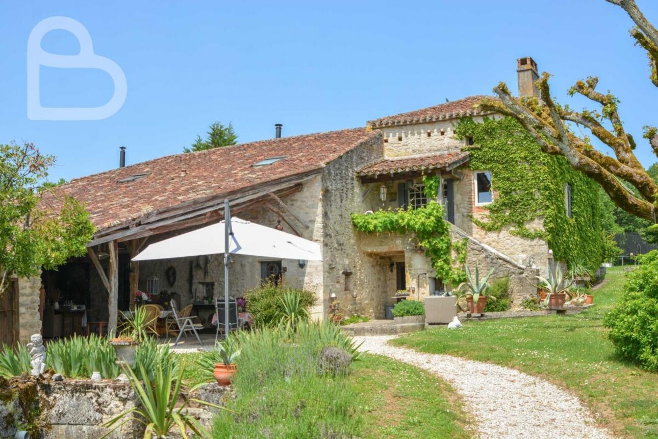 Photos 5 - Equestrian - Quercy farm with 7ha of meadows with pool and horse boxes