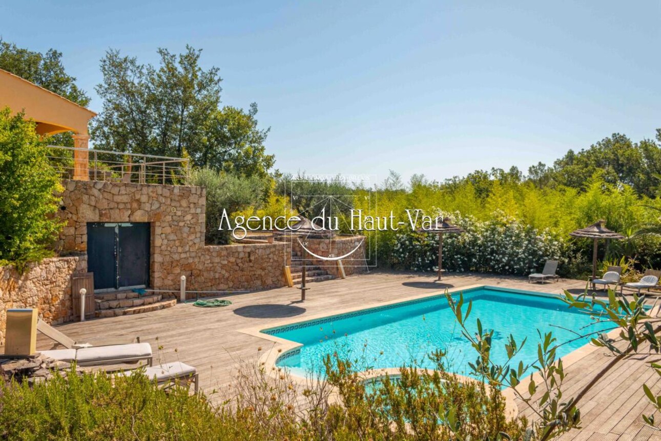 Photos 14 - Prestigious - Superb modern villa, 4 bedrooms, 3300m2 of land