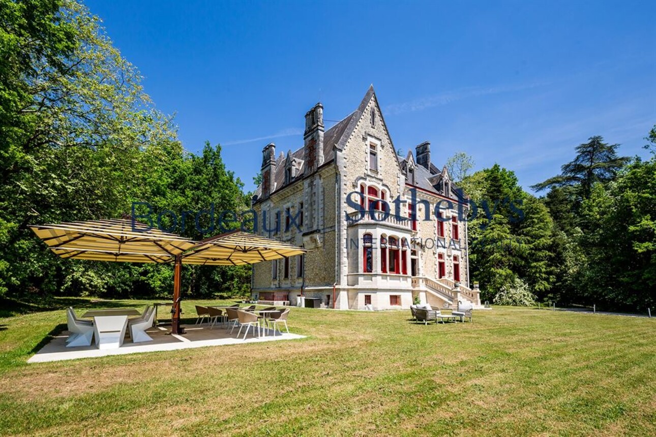 Photos 3 - Prestigious - 1H FROM BORDEAUX - STUNNING VICTORIAN STYLE CASTLE XIX° - 9 BEDROOMS - 8HA PARK - PERFECT CONDITION