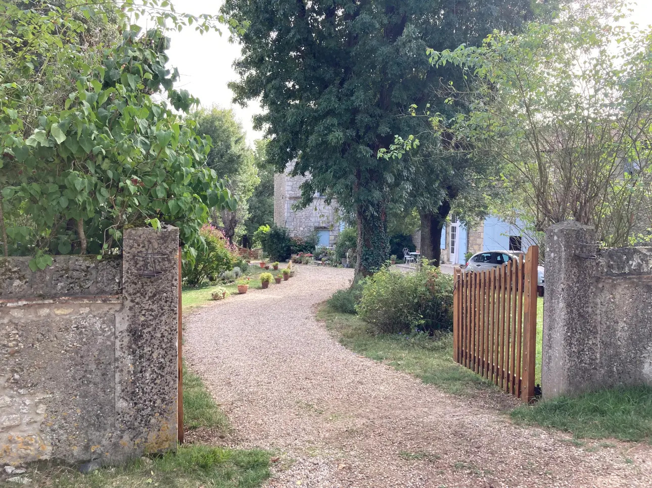 Photos 11 - Prestige - Manoir et ses dépendances entourés d'un domaine de 56ha d'un seul tenant (Prairies et forêt feuillus)