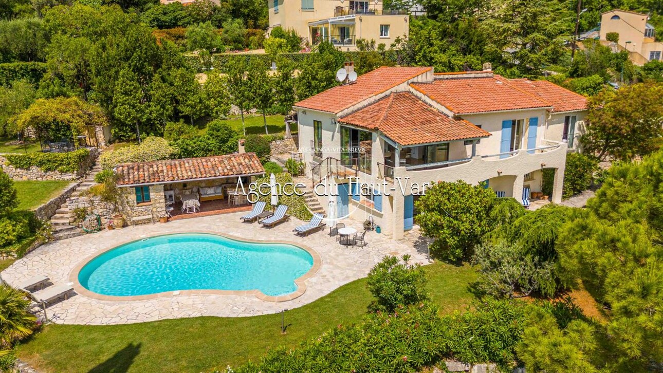 Photos 3 - Prestigious - Exceptional villa, heart of village, exceptional view