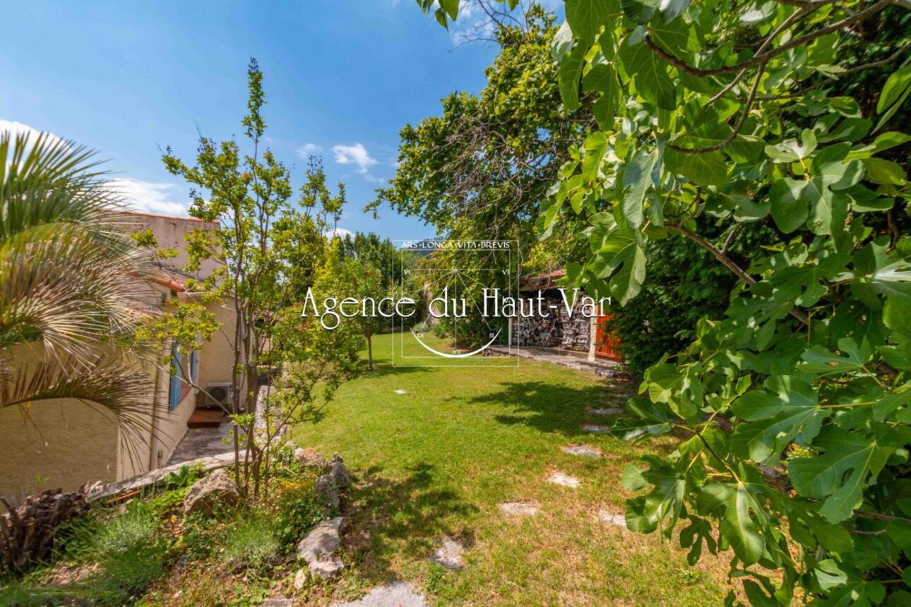 Photos 16 - Prestigious - Exceptional villa, heart of village, exceptional view