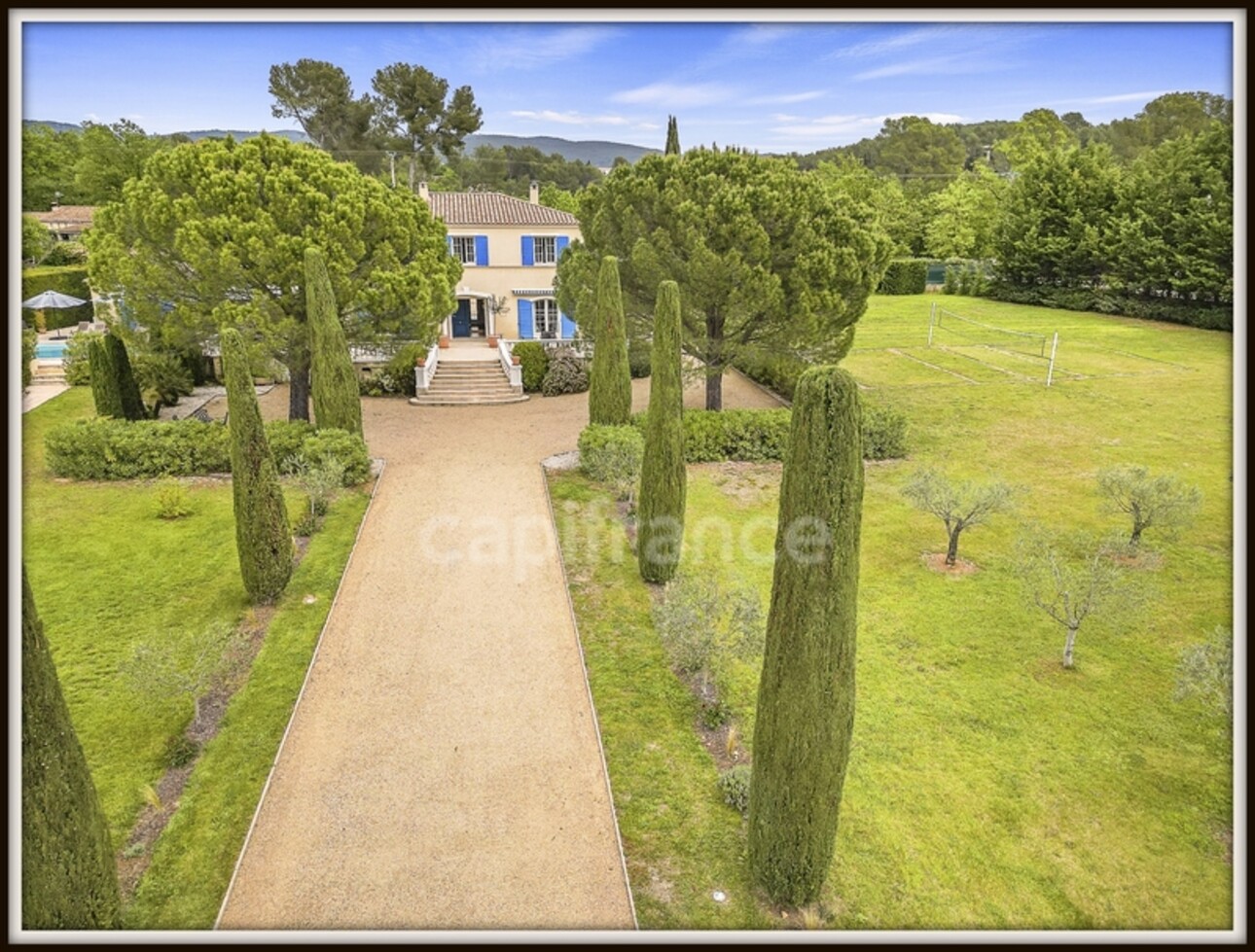 Photos 4 - Prestigious - DRAGUIGNAN property offering a villa with 8 rooms and an independent studio in a large enclosed gard