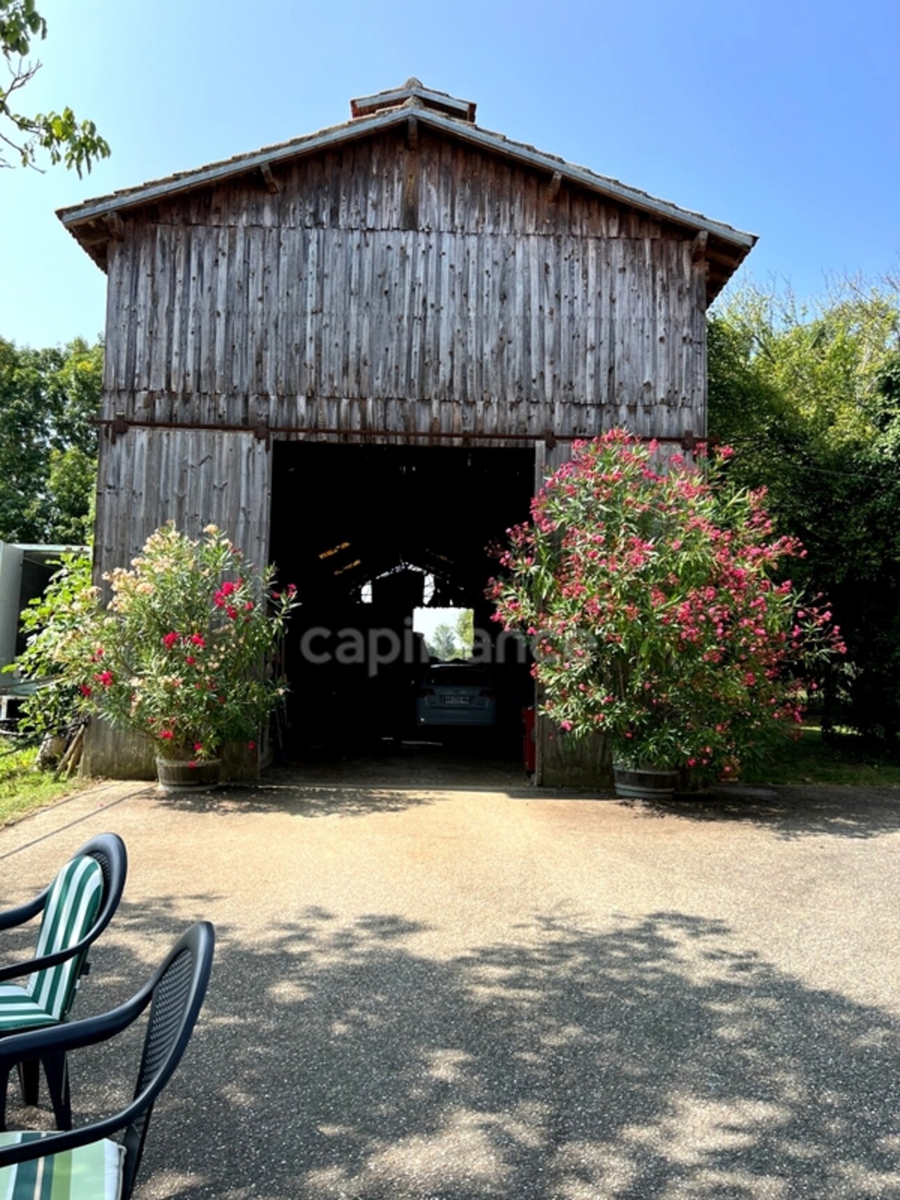 Photos 4 - Équestre - Propriété à vendre à FLEURANCE (32), 19 hectares de prairies, composée d'une maison rénovée de 205 m2 habitables, d'une grange de 415 m2, d'un séchoir à tabac de 270 m2