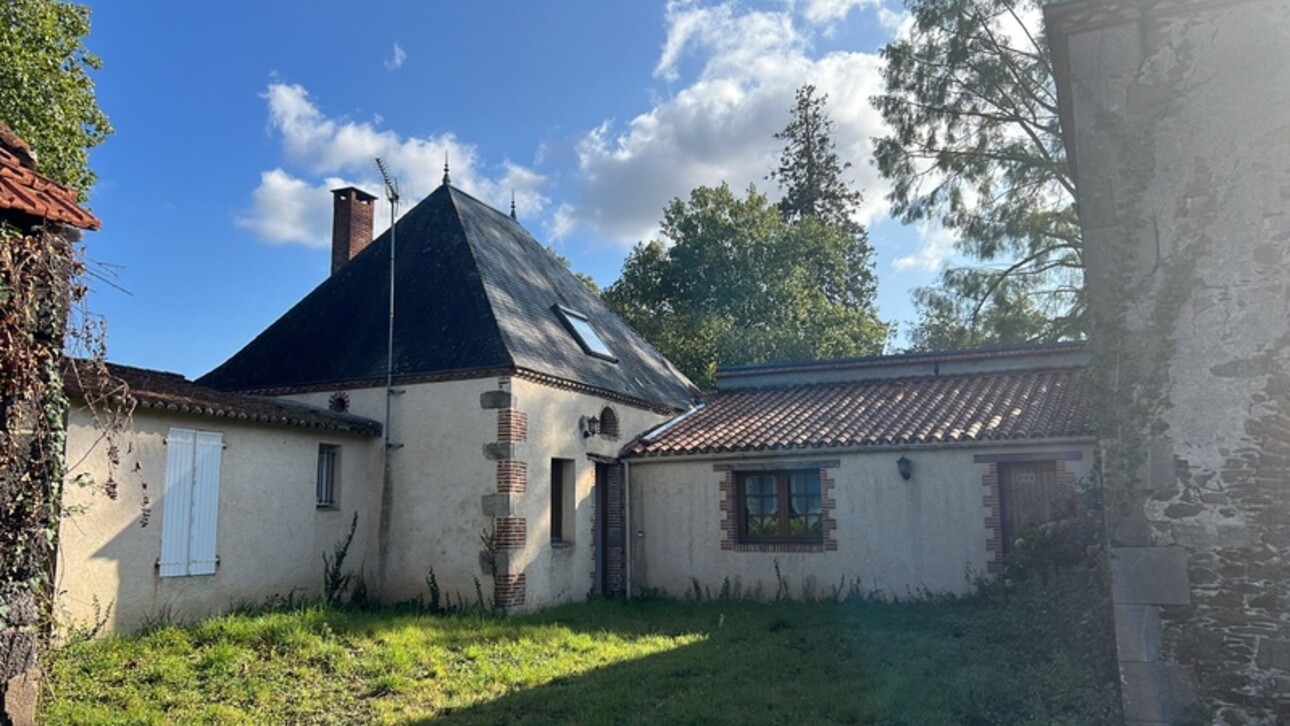 Photos 15 - Prestige - Château avec Gîtes, Piscines et Domaine de 13,5 Ha