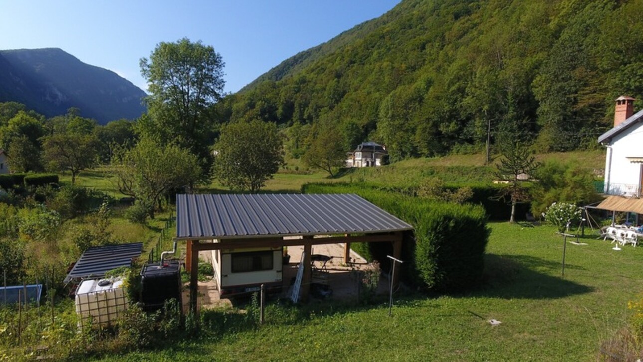 Photos 13 - Foncière - Terrain de loisir à vendre  CHALEY (01) 204 m² avec carport