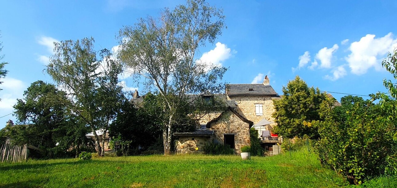 Photos 2 - Tourist - Farm with outbuildings