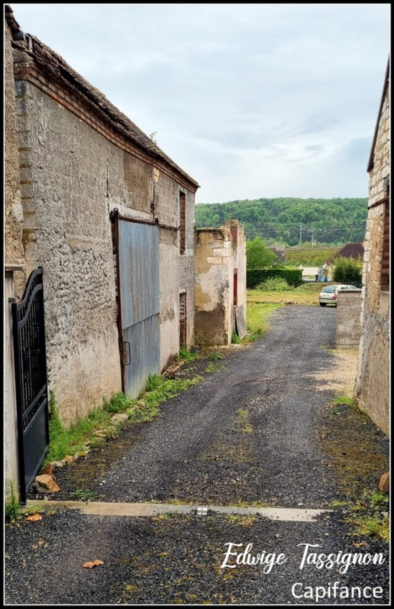 Photos 1 - Touristique - Maison à vendre 2 pièces MALAY LE PETIT (89)