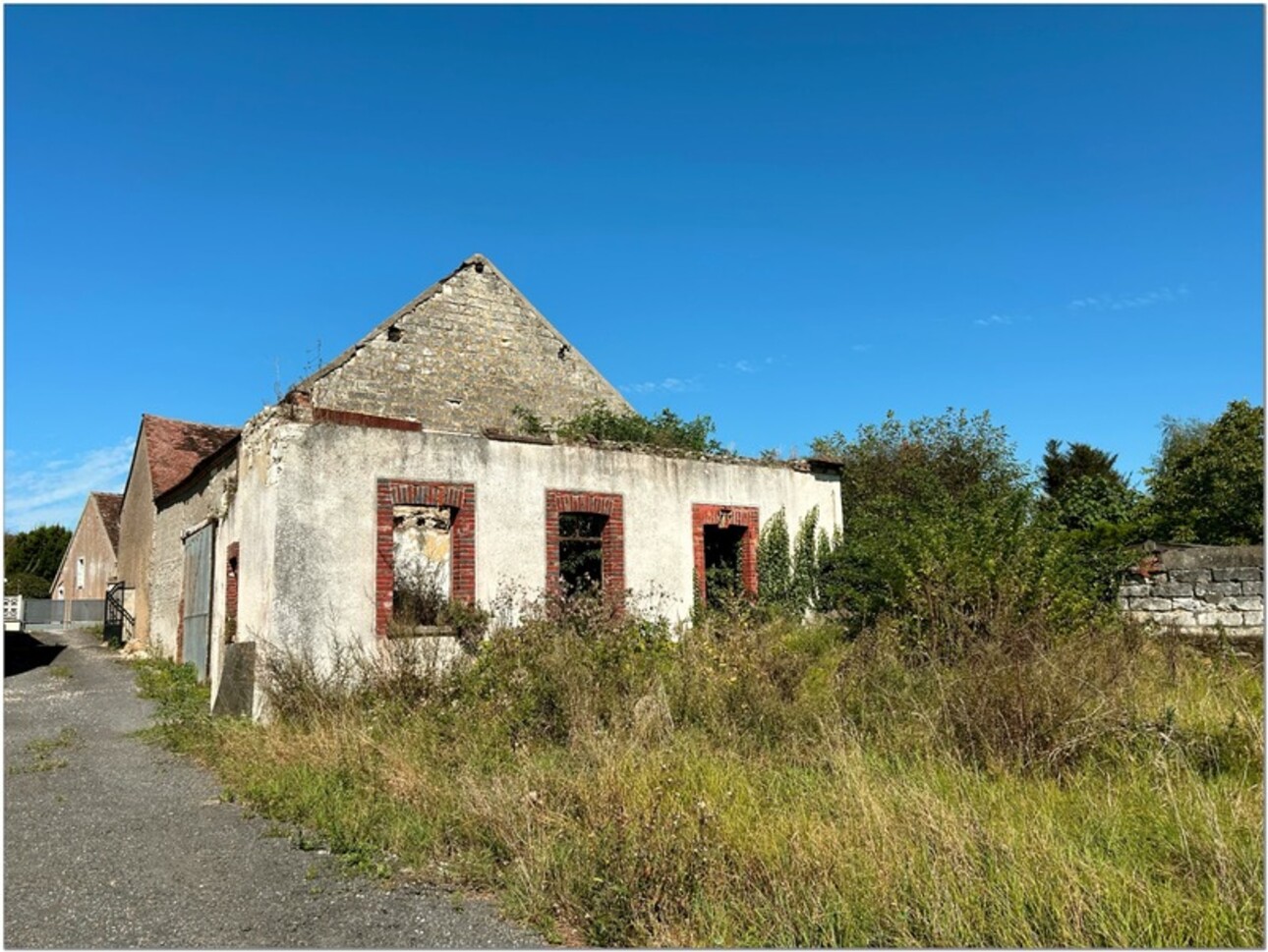 Photos 7 - Touristique - Maison à vendre 2 pièces MALAY LE PETIT (89)